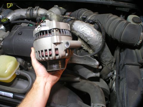2000 Ford Excursion - And the old alternator is removed.