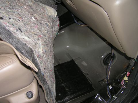 2000 Ford Excursion - Excursion floorboard pics in regards to [url=http://www.supermotors.org/clubs/fordexcursions/forums/posts.php?threadid=5351]this forum post…