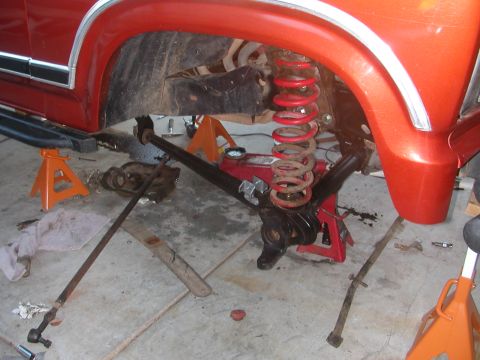 1984 Ford Bronco - test fit with junk 6" springs.