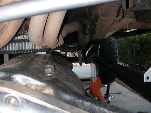 1984 Ford Bronco - gonna have to drop the headers... damn.