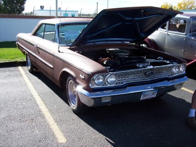1972 Ford Ranchero - Front view of a 1963 Ford Galaxie showing its grille and engine bay.