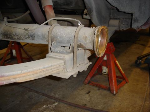 1966 Ford Fairlane - Down to the rear axle housing.
