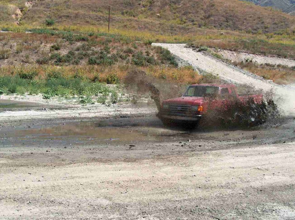 1989 Ford F-250 “jack red”