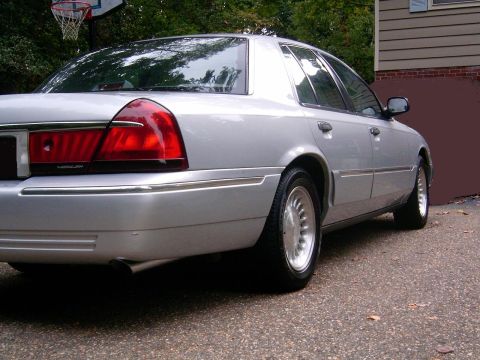 1998 Mercury Grand Marquis photo