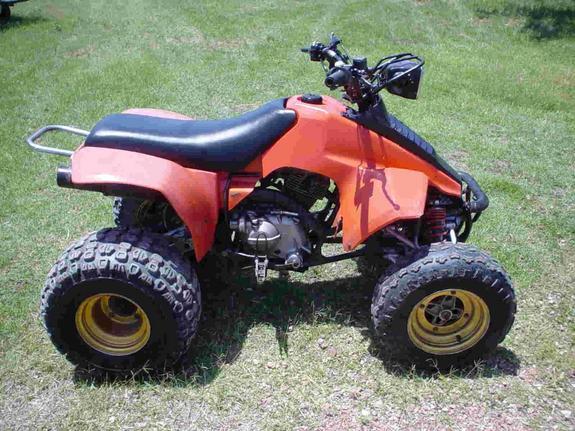 1986 Suzuki QUADRUNNER 230/LT230