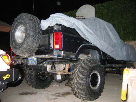 1985 Ford Bronco - grooved the tires and installed them onto the bronco