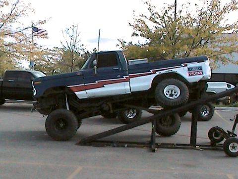 1977 Ford F-150 - RTI ramp - scored a 939 on a 20* ramp