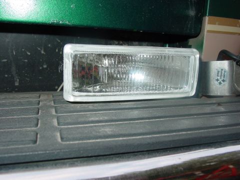 1989 Ford Bronco - Additional back up lights mounted to the bumper and under the tailgate and out of the way.
