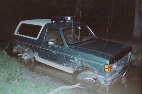 1989 Ford Bronco - My first stuck, never listen to anyone say "it isn't that deep". Later found out that nobody had ever made it all the way through. 4 hours…