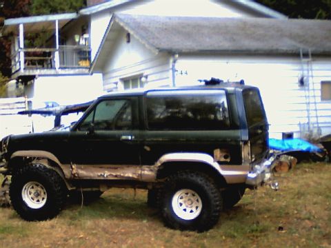 1987 Ford Bronco II - This 1987 Ford Bronco II has a lifted suspension and off-road tires.