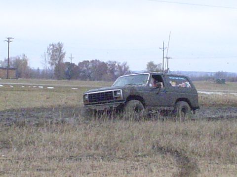 1981 Ford Bronco - Playing around in the entrance was fun enough.