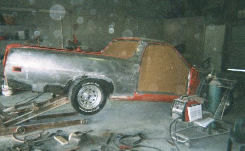 1970 Ford Ranchero - Lifted to work inside the quarter panels