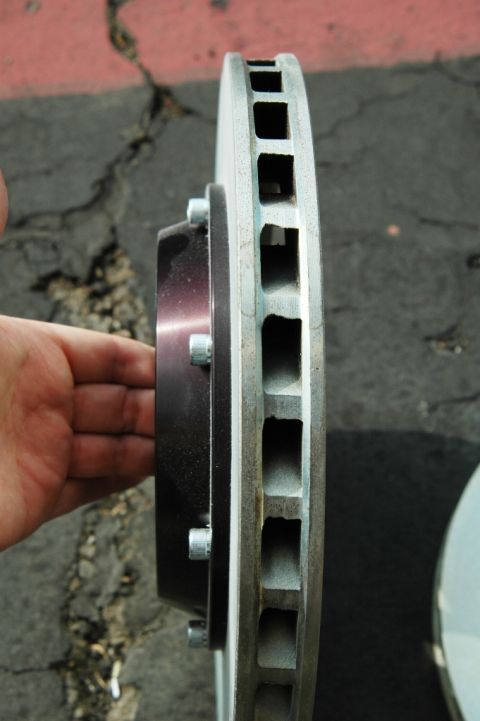 1991 Ford Taurus - Curved vanes for cooling