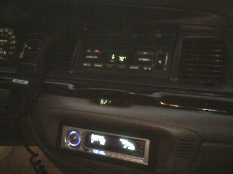 1999 Ford Crown Victoria photo