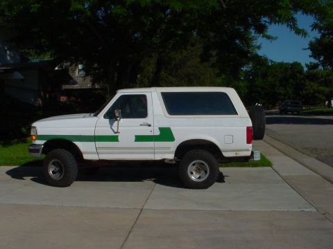 1996 Ford Bronco photo