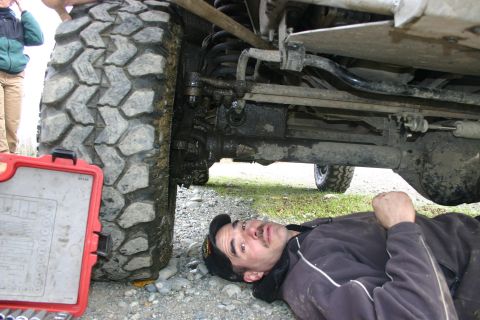 2003 Jeep TJ - Al helping Dan fix his beluga whale