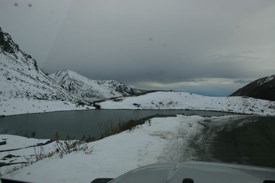Hatchers Pass Summit Lake