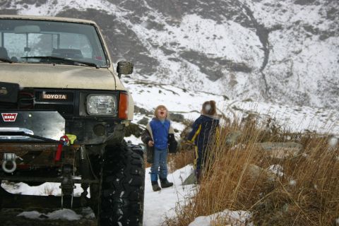 2003 Jeep TJ - Catchin snowflakes