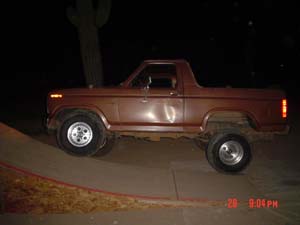 1986 Ford Bronco - flexing with the top off.