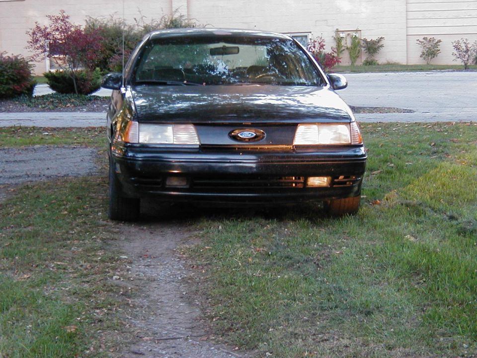 1990 Ford Taurus “Smoke-SHO”