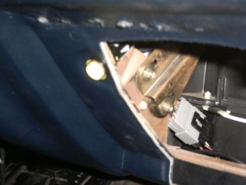 1991 Ford Crown Victoria LTD - Close-up of an interior wiring harness connector, with the SuperMotors logo visible at the bottom right.