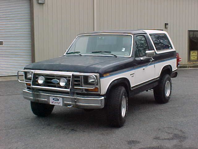 1985 Ford Bronco “BRONCO TERRY”