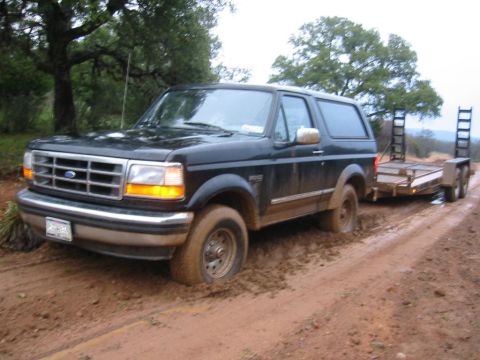 1995 Ford Bronco - first time i had to use four wheel drive. the county just added a foot or two of dirt to the road without packing it down.