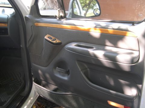 1992 Ford Bronco - pass door