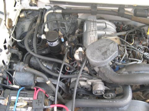 1992 Ford Bronco - left side of motor