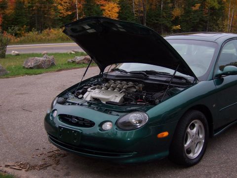 1999 Ford Taurus photo