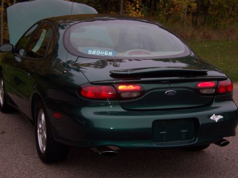 1999 Ford Taurus photo
