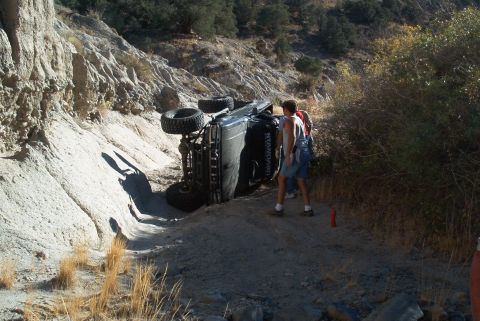 1986 Ford Bronco - Riding up the wall came to an abrupt halt. Gravity sucks!
