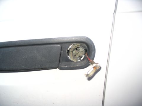 1993 Ford Taurus - Drivers door lock