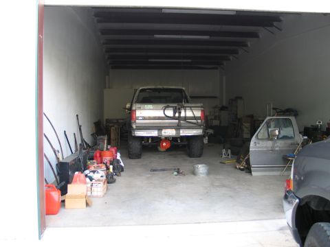 1992 Ford Bronco - the cavern