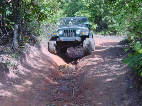 2004 Jeep TJ - More straddleing