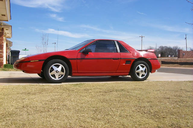 1988 Pontiac Fiero “The Phantom”