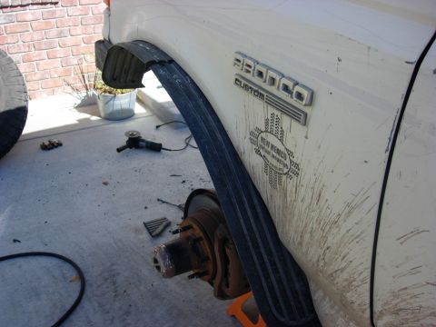 1987 Ford Bronco - front driver