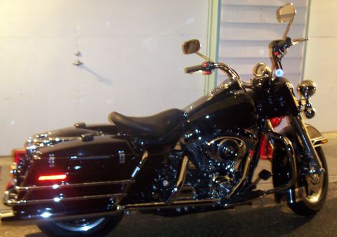 2005 Harley-Davidson FLH “ABS Road King”