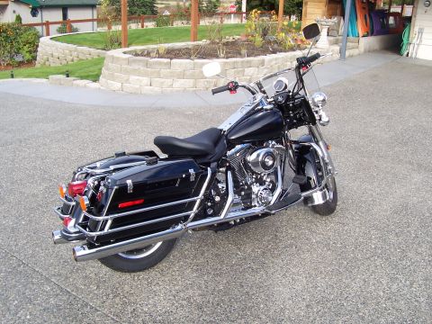 2005 Harley-Davidson FLH photo