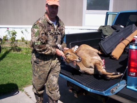 1986 Ford Bronco - Brian Clements took his first ever Nilgai. This happend on Oct 8, 2005.