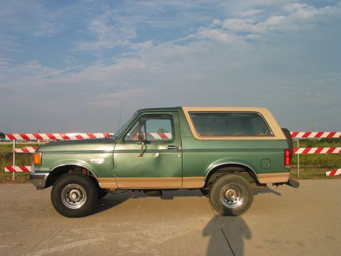 1989 Ford Bronco “Deer Slayer”