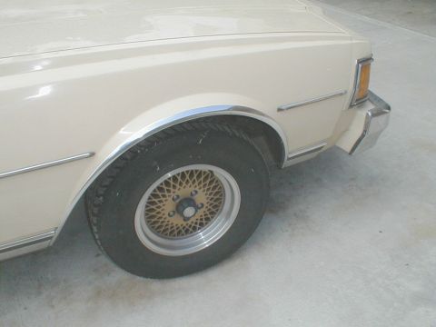 1978 Chevrolet Caprice - Close-up of the front fender and wheel of a 1978 Chevrolet Caprice.