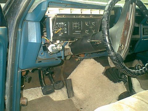 1983 Ford Bronco - i found the gas pedal was broken and not swapable. you have to buy the whole assembly $93. I decided i wanted to do something different. I…