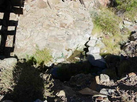 1981 Ford F-150 - A natural scene of rocks and plants, with a watermark from supermotors.net visible at the bottom right.