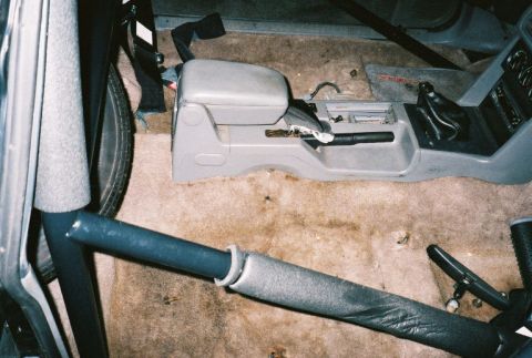1989 Ford Mustang - nice gray carpet