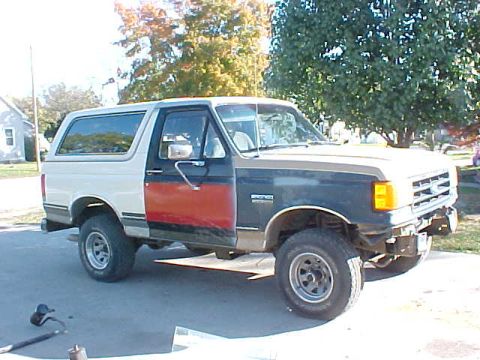1990 Ford Bronco photo