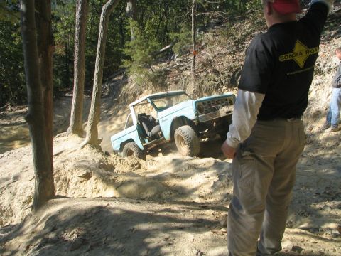 1990 Ford Bronco - And there was a not-so-nice early Bronco there too. Hey, he paid $300 for it and wheeled the piss out of it, two thumbs up.
