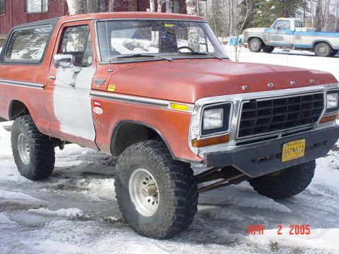 1978 Ford Bronco - Baja Claws & Snow