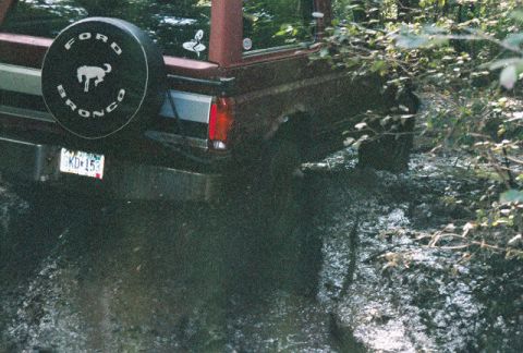 1993 Ford Bronco - pulled through yeah!!