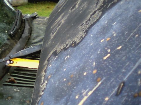 1987 Ford Bronco II - 3'' tube goes well under the windshield